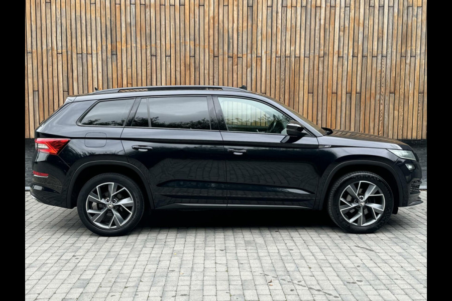 Škoda Kodiaq 1.5 TSI Sportline Automaat | Panoramadak | LED verlichting | Stoelverwarming | Cruise control adaptief | Climate control | Achte