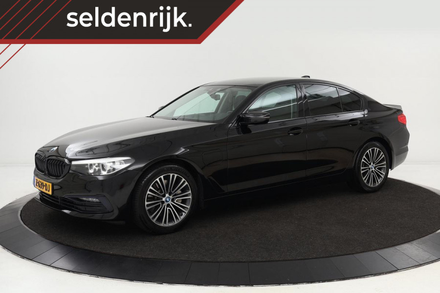 BMW 5 Serie 530e iPerformance Sport Line | Camera | Stoel & Stuurverwarming | Full LED | Navigatie | Park Assist | Half leder | Bluetooth