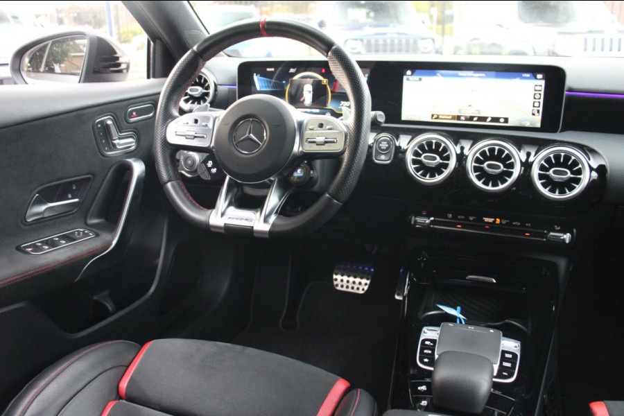 Mercedes-Benz A-Klasse AMG 35 4MATIC Edition 1 306 PK Performance Seats 360 Camera Adaptive Widescreen 19''