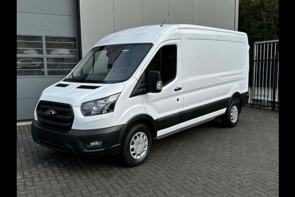 Ford Transit 350 2.0 TDCI L3H2 130pk NAVI270 deurenTrekhaakAll WeatherBetimme