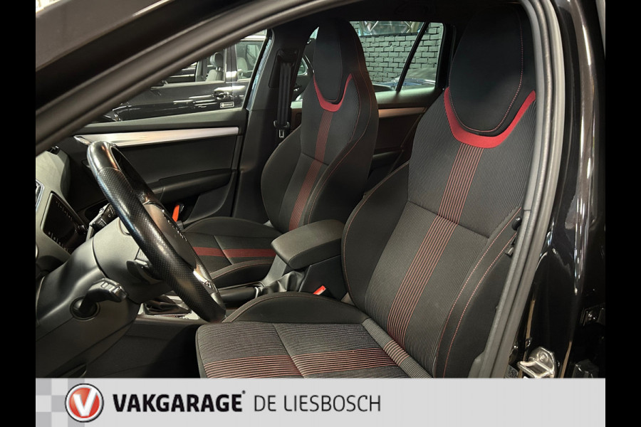 Škoda Octavia Combi 1.5 TSI Greentech Sport Business / automaat / camera / clima / trekhaak