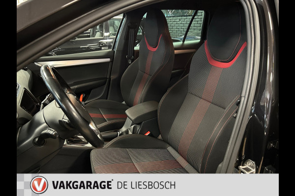 Škoda Octavia Combi 1.5 TSI Greentech Sport Business / automaat / camera / clima / trekhaak