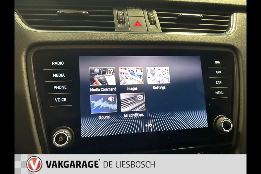 Škoda Octavia Combi 1.5 TSI Greentech Sport Business / automaat / camera / clima / trekhaak