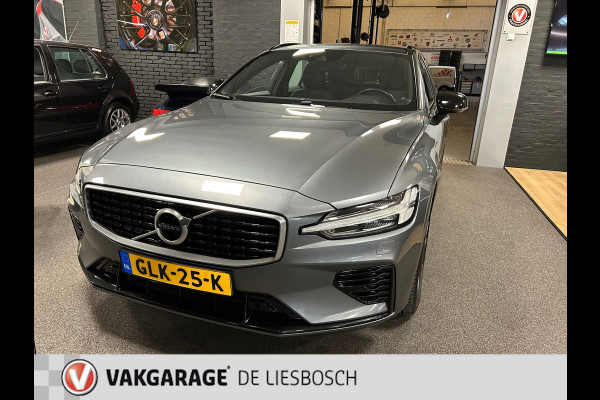 Volvo V60 2.0 T8 Twin Engine AWD R-Design 300pk / Leder / camera / trekhaak / Harman-Kardon