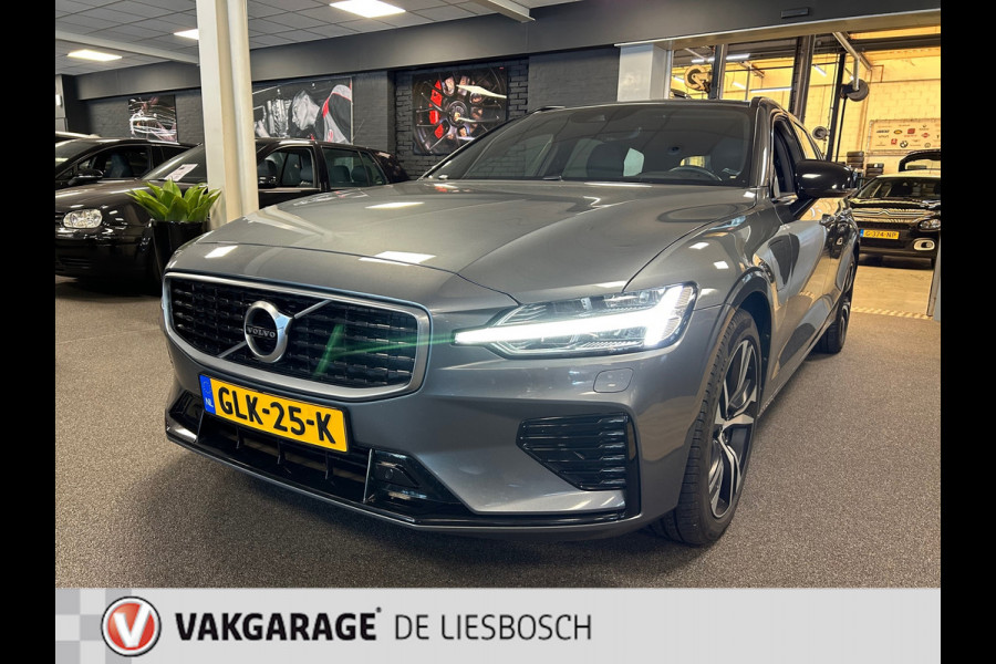 Volvo V60 2.0 T8 Twin Engine AWD R-Design 300pk / Leder / camera / trekhaak / Harman-Kardon