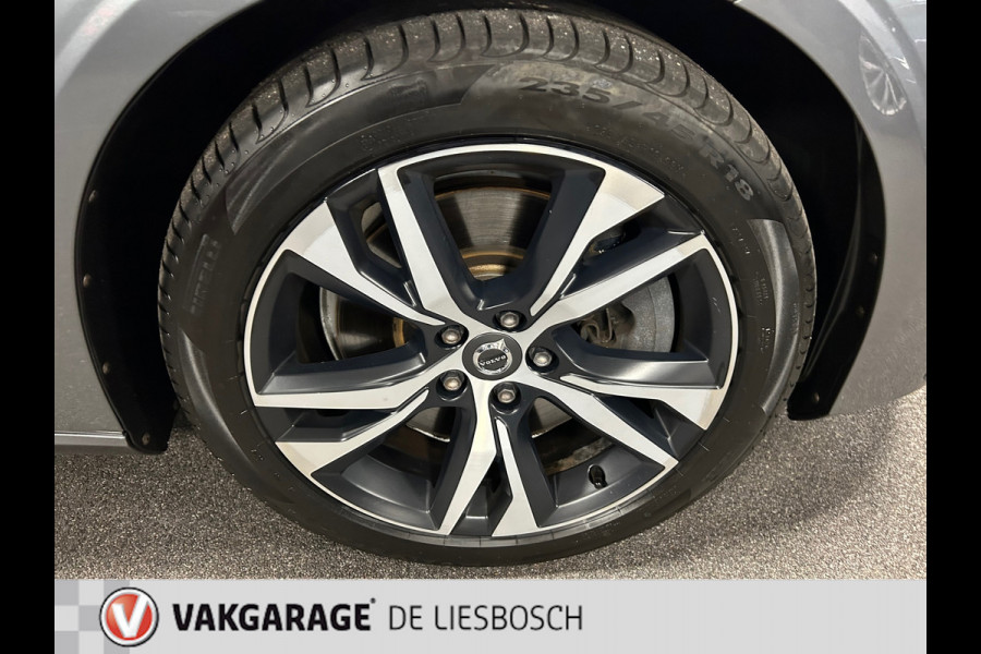 Volvo V60 2.0 T8 Twin Engine AWD R-Design 300pk / Leder / camera / trekhaak / Harman-Kardon