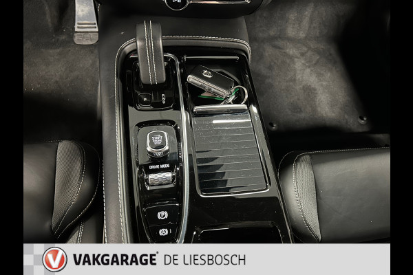 Volvo V60 2.0 T8 Twin Engine AWD R-Design 300pk / Leder / camera / trekhaak / Harman-Kardon