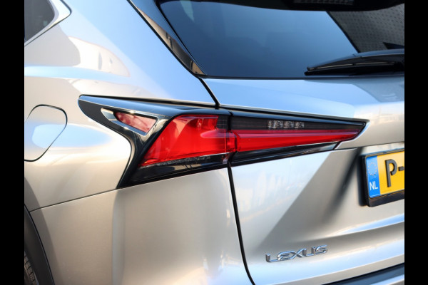 Lexus NX 300h AWD Luxury Line | Panoramadak | Premium Navi | Trekhaak