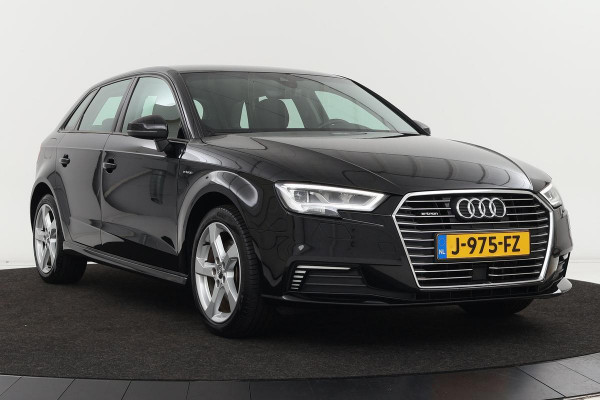 Audi A3 Audi A3 1.4 e-tron Sport | Dealer onderhouden | Stoelverwarming | Cruise control | Xenon | Keyless | Sportstoelen | Bluetooth | Climate control