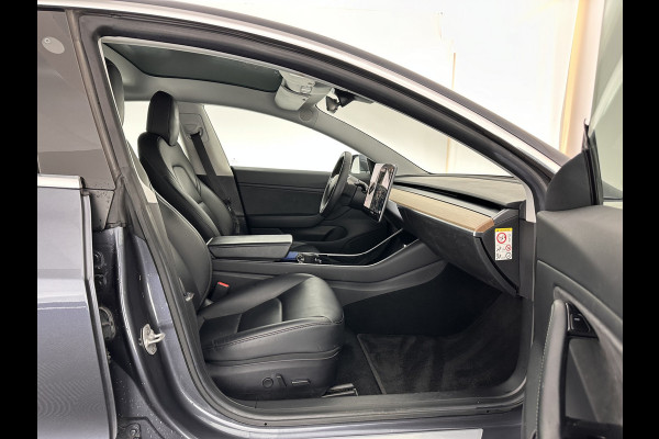 Tesla Model 3 Standard RWD Plus 60 kWh [ 3-Fase ] (INCL-BTW) Aut. *PANO | AUTO-PILOT | NAPPA-LEATHER | KEYLESS | FULL-LED | MEMORY-PACK | SURROUND-VIEW | DAB | APP-CONNECT | DIGI-COCKPIT | LANE-ASSIST | TOWBAR | COMFORT-SEATS | 18"ALU*