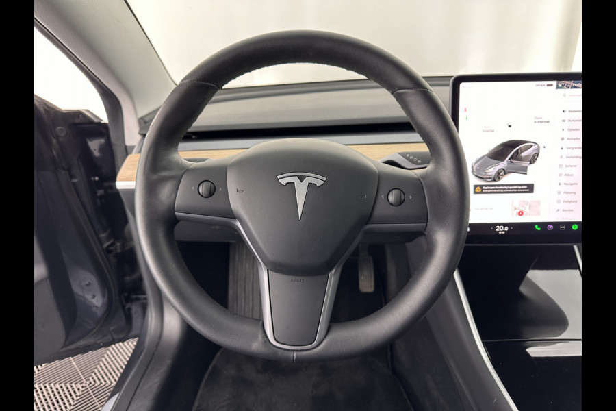 Tesla Model 3 Standard RWD Plus 60 kWh [ 3-Fase ] (INCL-BTW) Aut. *PANO | AUTO-PILOT | NAPPA-LEATHER | KEYLESS | FULL-LED | MEMORY-PACK | SURROUND-VIEW | DAB | APP-CONNECT | DIGI-COCKPIT | LANE-ASSIST | TOWBAR | COMFORT-SEATS | 18"ALU*