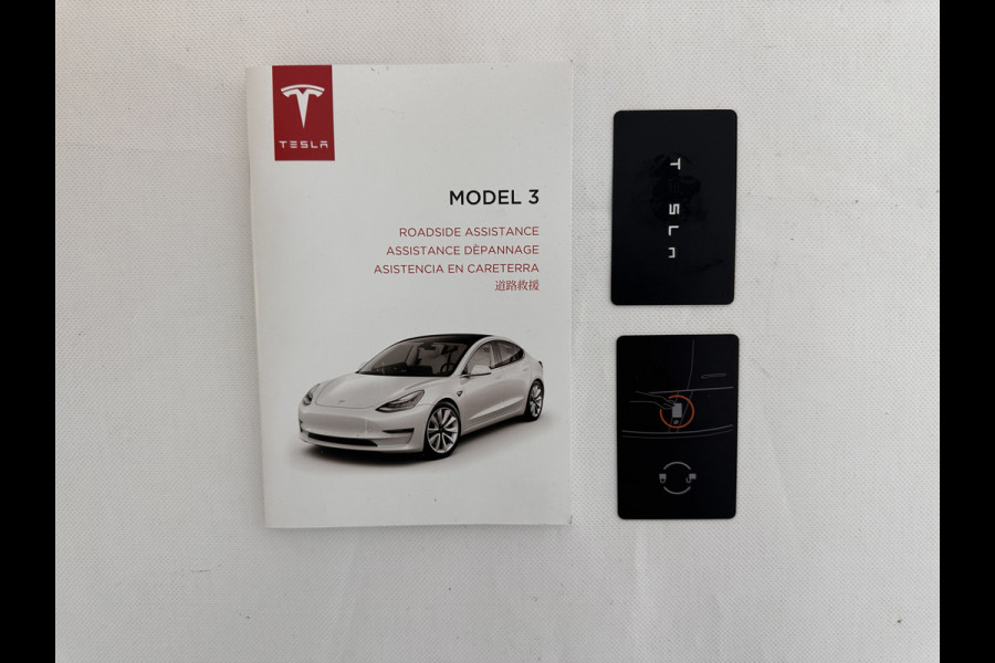 Tesla Model 3 Standard RWD Plus 60 kWh [ 3-Fase ] (INCL-BTW) Aut. *PANO | AUTO-PILOT | NAPPA-LEATHER | KEYLESS | FULL-LED | MEMORY-PACK | SURROUND-VIEW | DAB | APP-CONNECT | DIGI-COCKPIT | LANE-ASSIST | TOWBAR | COMFORT-SEATS | 18"ALU*