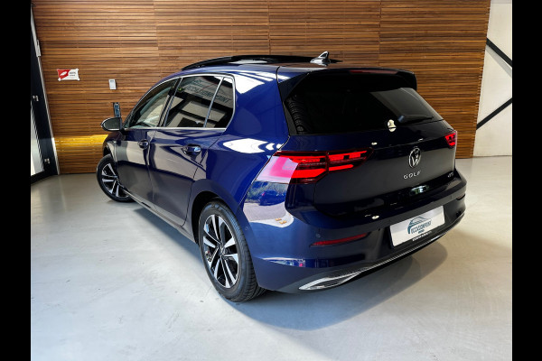 Volkswagen Golf 1.5 eTSI Style | Full Option | PANO | Camera | Head-up | IQ-LED | Ambient | ACC | Carplay | Ergoactive | Trekhaak