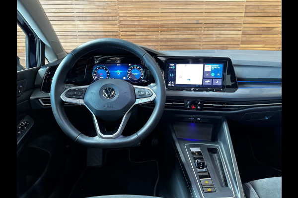 Volkswagen Golf 1.5 eTSI Style | Full Option | PANO | Camera | Head-up | IQ-LED | Ambient | ACC | Carplay | Ergoactive | Trekhaak