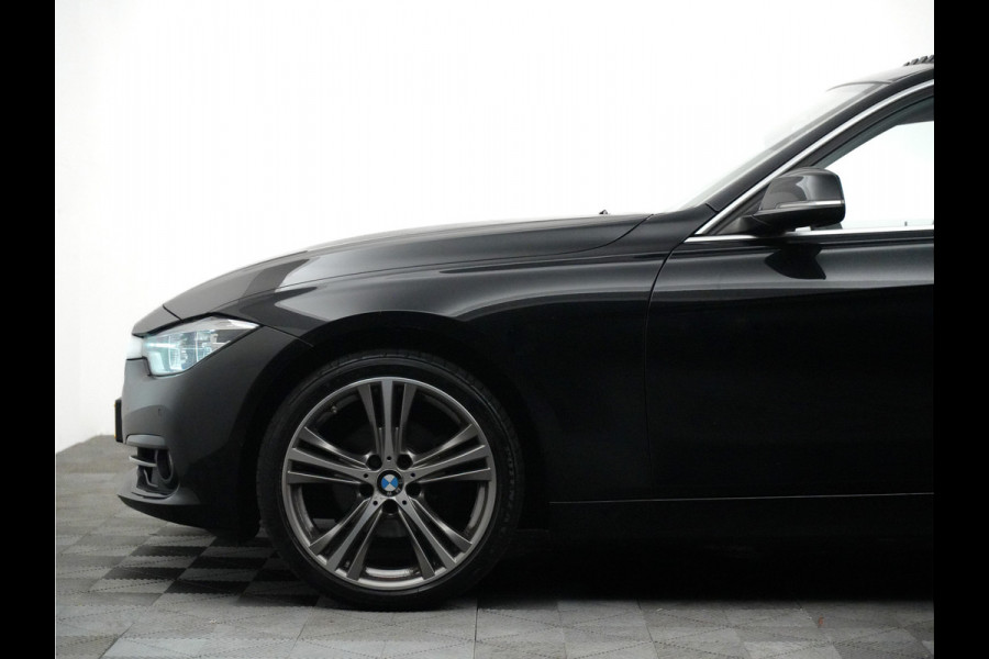 BMW 3-serie 320i Aut8 Centennial High Executive M-Sport (leer,schuifdak,navi pro,harman kardon)