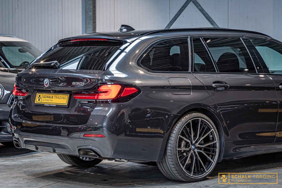 BMW 5 Serie 530i M-sport Pano 20inch Head-Up Acc Garantie 1e eig