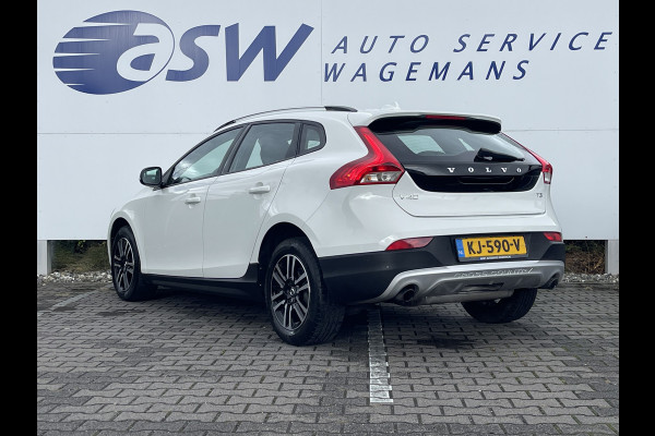 Volvo V40 Cross Country 1.5 T3 Nordic+ / Navi / Trekhaak / Cruise / LED / Clima