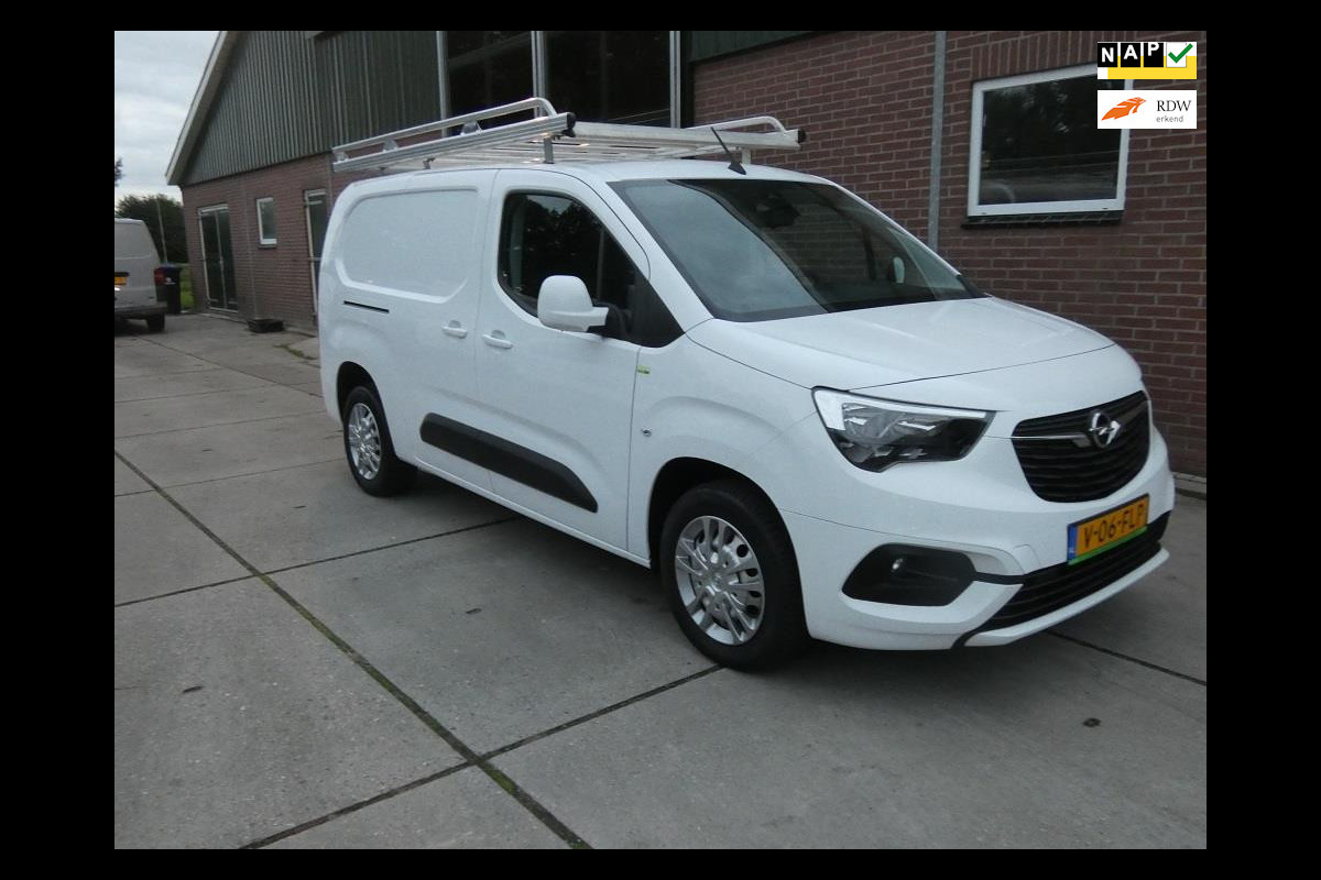 Opel Combo 1.5D L2H1 Edition* autom *navi/camera*nieuwstaat*