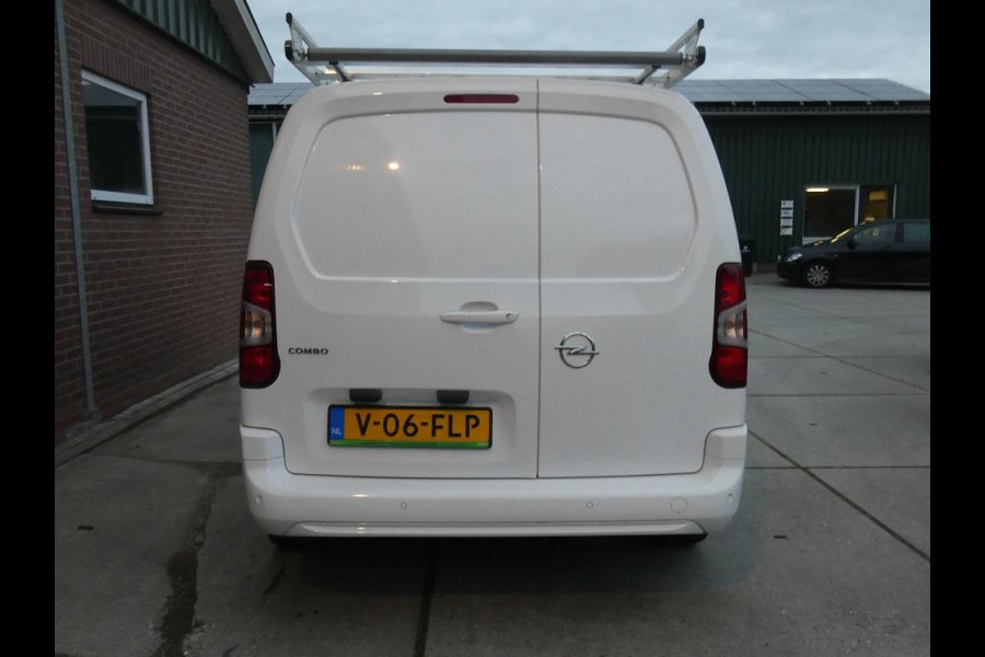 Opel Combo 1.5D L2H1 Edition* autom *navi/camera*nieuwstaat*