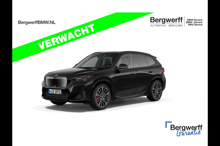 BMW iX1 eDrive20 M-Sport Pro - Pano - Driving Ass - Harman Kardon - Head-Up - Memory