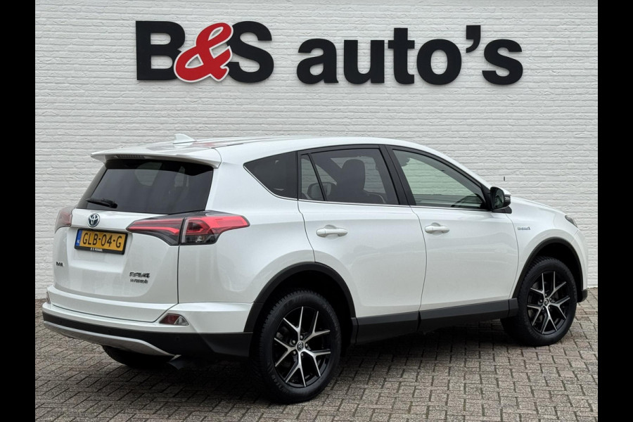 Toyota RAV4 2.5 Hybrid AWD Executive Trekgewicht 1650kg Adaptive cruise control 4 seizoenen banden