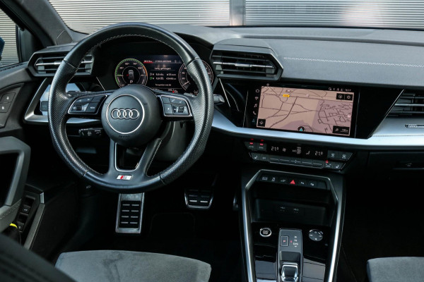 Audi A3 Sportback 40 TFSI e - RS-stoelen - Trekhaak - Matrix LED