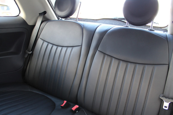 Fiat 500 0.9-80pk TwinAir Turbo Lounge. Erg nette, luxe en goed onderhouden wagen, voor nog jaren rijplezier ! Airco, lederen interieur, elektrisch panorama schuif/kanteldak, LM wielen, navigatie, bluetooth telefoonvoorb., USB uitgang etc.