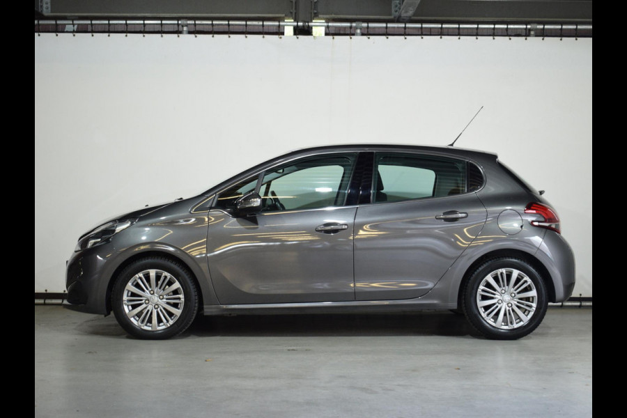 Peugeot 208 1.2 PureTech Allure PANORAMADAK | NAVIGATIE | CARPLAY | PARKEERSENSOREN | E.C.C. | 111.507km