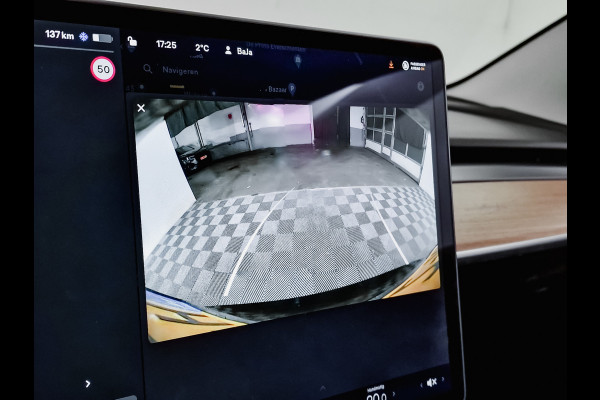 Tesla Model 3 Performance 515pk (panodak,autopilot,uniek)