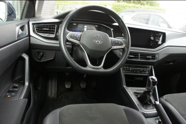 Volkswagen Polo 1.0 TSI Acc|Beats|Camera|CarPlay|IQ_Light|Panorama|Stoelverwarming