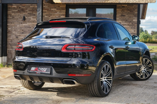 Porsche Macan 2.0 Turbo 252PK Pano/Bose/Sport-desgin/21"/18w-zetels