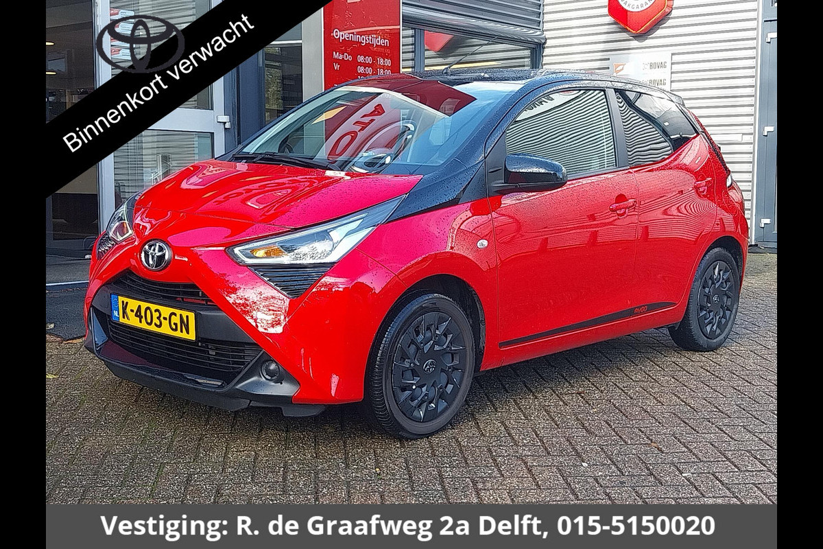 Toyota Aygo 1.0 VVT-i X-Play Automaat | Airco | Camera | Bluetooth |