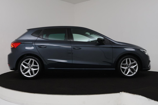 Seat Ibiza 1.0 TSI FR Business Intense Sport (NAVIGATIE, LED, CLIMATE, CRUISE, CARPLAY, PDC, NL-AUTO, GOED ONDERHOUDEN)