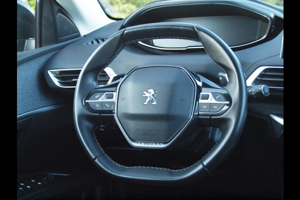 Peugeot 5008 1.6 PureTech Blue Lease Premium | Panoramadak | Trekhaak | Apple Carplay | Navi |