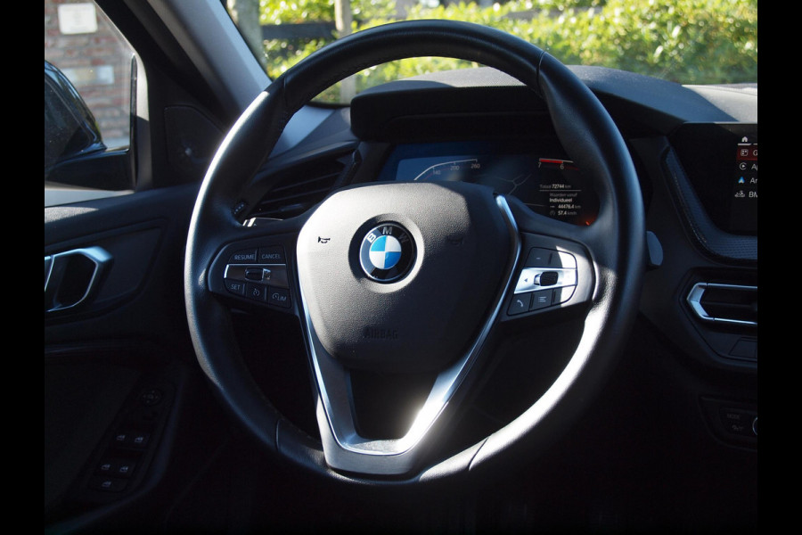 BMW 1-serie 118i Executive Edition | Harman Kardon | Apple Carplay | Cruise Control | LED |