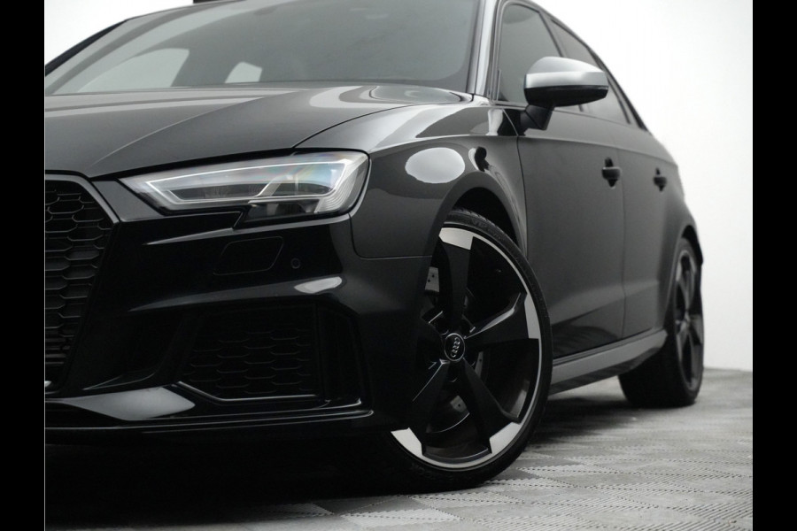 Audi A3 Sportback 2.5 TFSI RS 3 550pk quattro (carbon intake,schaalstoelen,dealer-onderhouden)