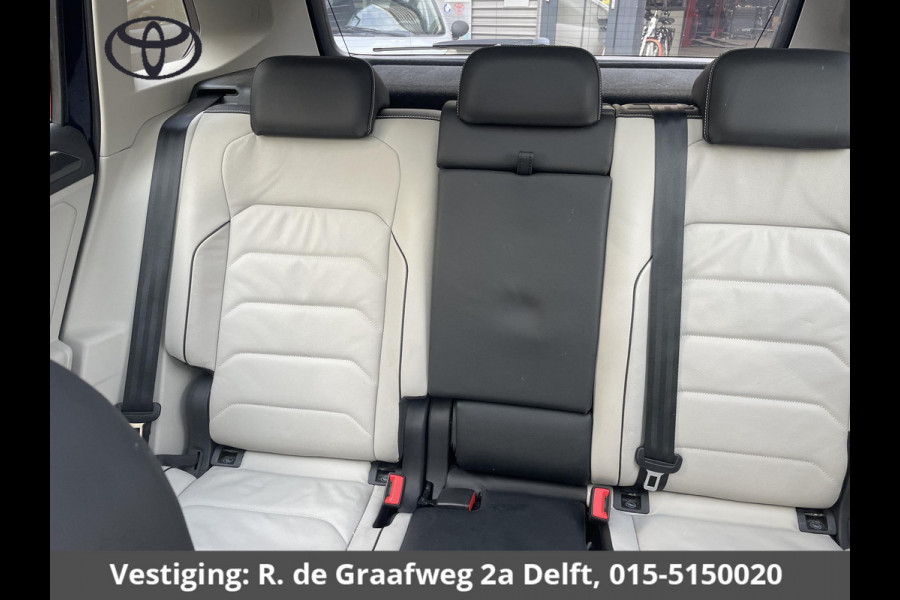 Volkswagen Tiguan 2.0 TSI 4Motion Highline Business R | 360 Camera | Trekhaak | Vol leer | Stoelverwarming