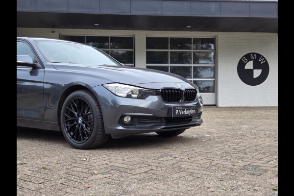 BMW 3 Serie 318i Centennial Executive I 18 inch LM VELGEN I Airco I Navigati