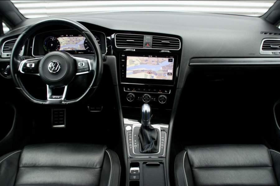 Volkswagen Golf 7.5 1.4 TSI GTE |PANORAMADAK, VIRTUAL, CARPLAY, ACC, MEMORY, LEDER + VERWARMD, LED, TREKHAAK|