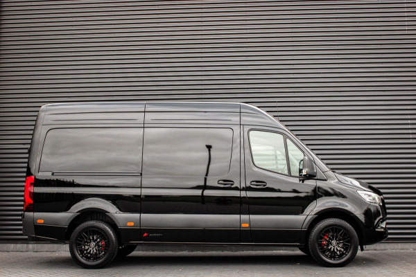 Mercedes-Benz Sprinter 319CDI L2H2 RWD 190PK FULL BLACK JB- EDITION / 3500KG / NEW / DIRECT RIJDEN / NAVIGATIE / PDC / FULL / LED