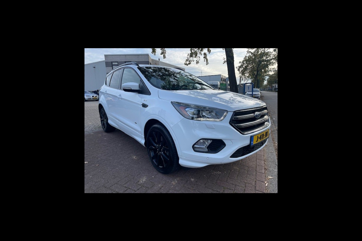 Ford Kuga 2.0 TDCi Awd Automaat ST-Line 137.000km Airco/ECC,Navigatie,Camera