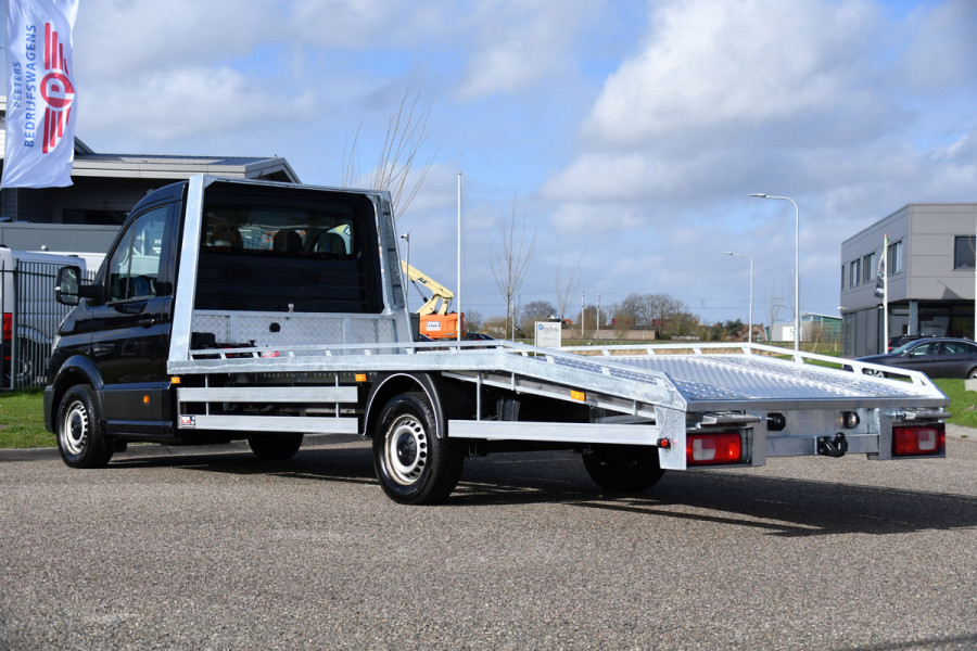 Volkswagen Crafter Oprijwagen 35 2.0 TDI L4 Highline Cruise, 177PK, Multimedia, Carplay, LED, Automaat, Stoelverwarming, Transporter,