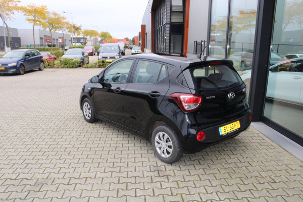 Hyundai i10 1.0i Comfort Cruise controle Climatronic Rijklaar incl onderhoud Bovag garantie