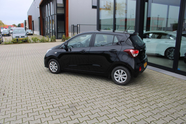 Hyundai i10 1.0i Comfort Cruise controle Climatronic Rijklaar incl onderhoud Bovag garantie