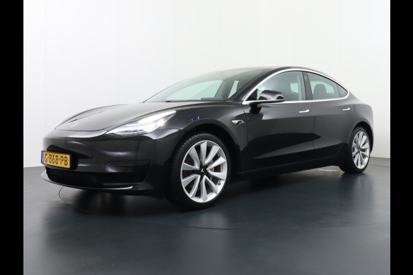 Tesla Model 3 SR+60kWh 325PK Trekhaak AutoPilot FSD.vb Leer PanoDak Adaptive cruise 19" Camera's Elektr.-Stuur+Stoelen+Spiegels+Geheugen+Easy- Ecc Navigatiesysteem full map LED-a+v Comfortstoel(en) ACC Dual-ECC DAB Voorverwarmen interieur via App Keyless via Telefoonsleutel One-Pedal-Drive