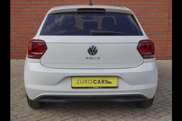 Volkswagen Polo 1.0 TSI 110pk DSG Highline Navigatie Apple Carplay/Android Auto Parkeersensoren Adaptive Cruise Control Stoelverwarming Getinte ramen Climate Control