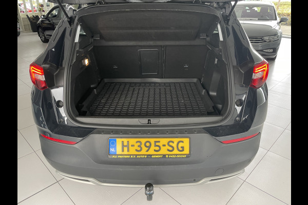 Opel Grandland X 1.2 Turbo 120 Jaar Edition Automaat Climate control - Cruise control - Parks.V+A - Navi - A-Carplay+Android-A - Radio/BLUETH - A-Uitrijcam. - MFL-VW Stuurwiel -ML - LMV - Trekhaak - CD+AB - Ramen E-V+A - V-Stoelen VW - B-Stoel IHV - RS - Rijstr.S - HSA - LED - Start/stop - Grote laadruimte