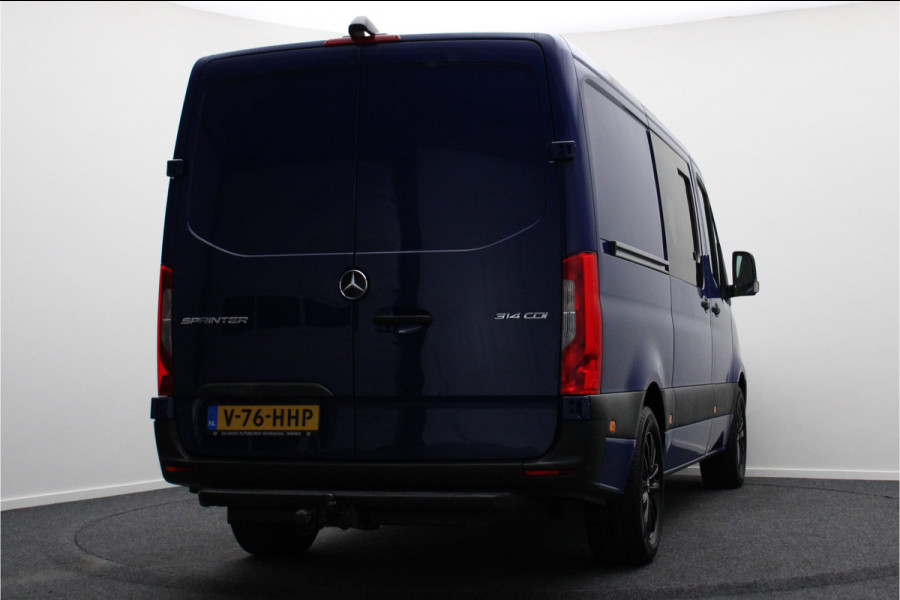 Mercedes-Benz Sprinter 314 CDI Aut. L2H1 DC 6-zits Leer, Camera, Apple Carplay, Standkachel, Cruise, Airco, Trekhaak, 18''