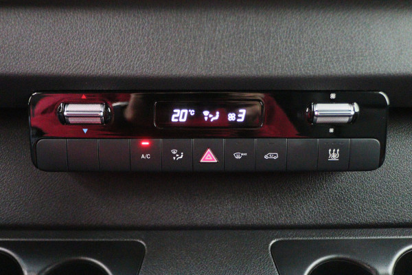 Mercedes-Benz Sprinter 314 CDI Aut. L2H1 DC 6-zits Leer, Camera, Apple Carplay, Standkachel, Cruise, Airco, Trekhaak, 18''