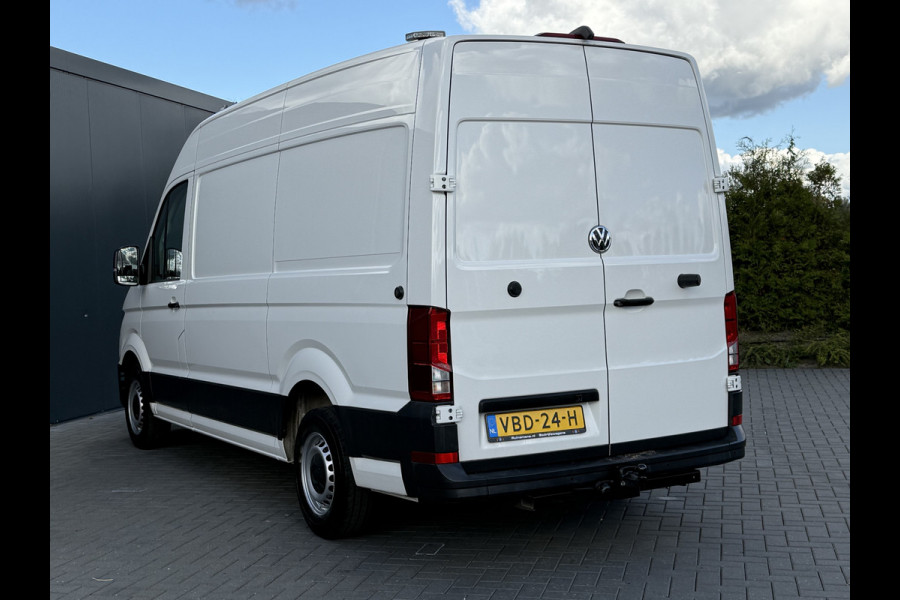 Volkswagen Crafter 2.0 TDI 141 PK / L3H3 / AUTOMAAT / TREKHAAK / AIRCO / CRUISE / CAMERA / 3000 KG AHG